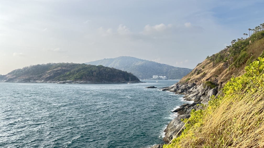 Island Hopping Paradise: Discovering Thailand's Andaman Sea Gems